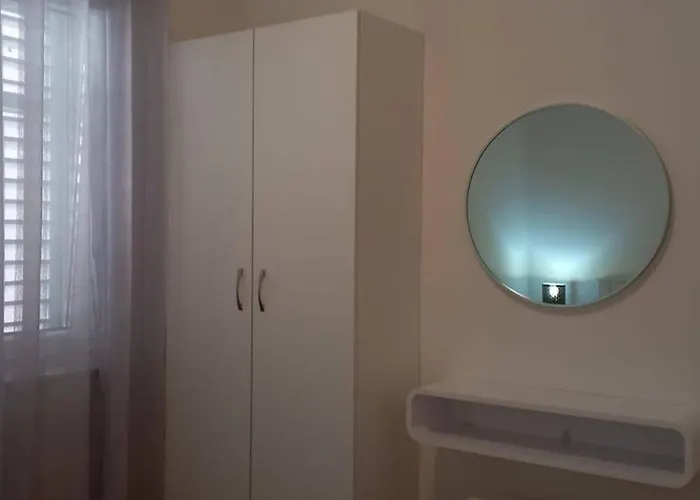 2594b Apartman