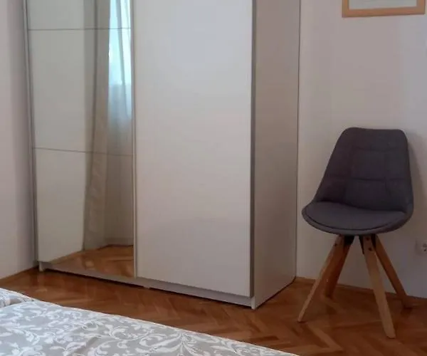 2594b Apartman Podgora (Split-Dalmatia)