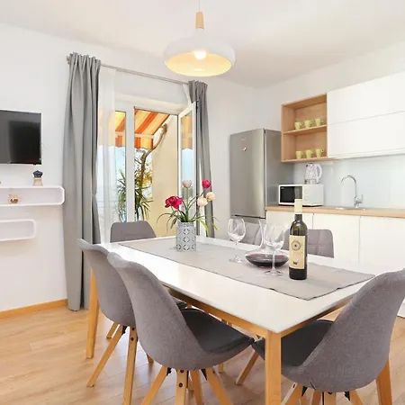 2594b Apartamento