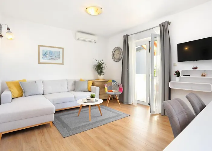 2594b Apartman